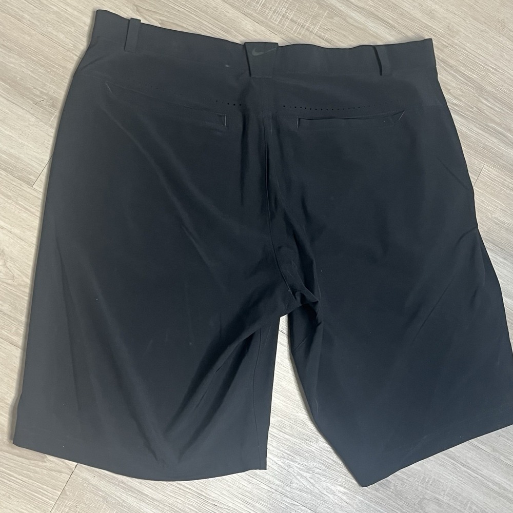 Nike Golf Shorts Mens Size 36 Black Tour Performance Dri Fit Stretch Chino - Picture 4 of 8